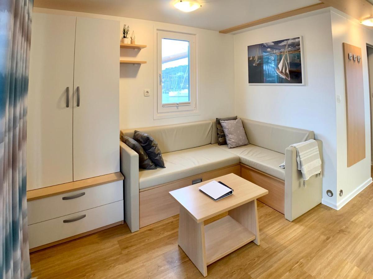 Bellavista Houseboat Apartment Portorose Exterior photo
